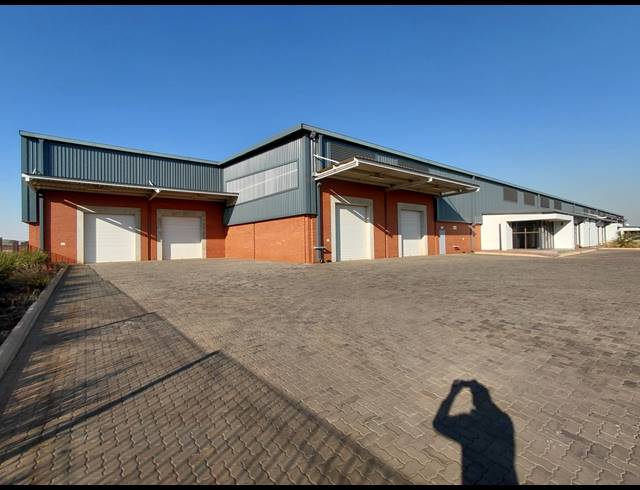 1,773M² WAREHOUSE TO LET IN WITFONTEIN